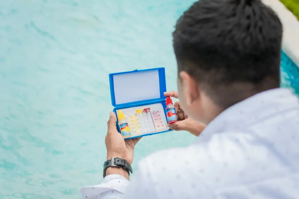 Signs Your Swimming Pool May Need Immediate Inspection
